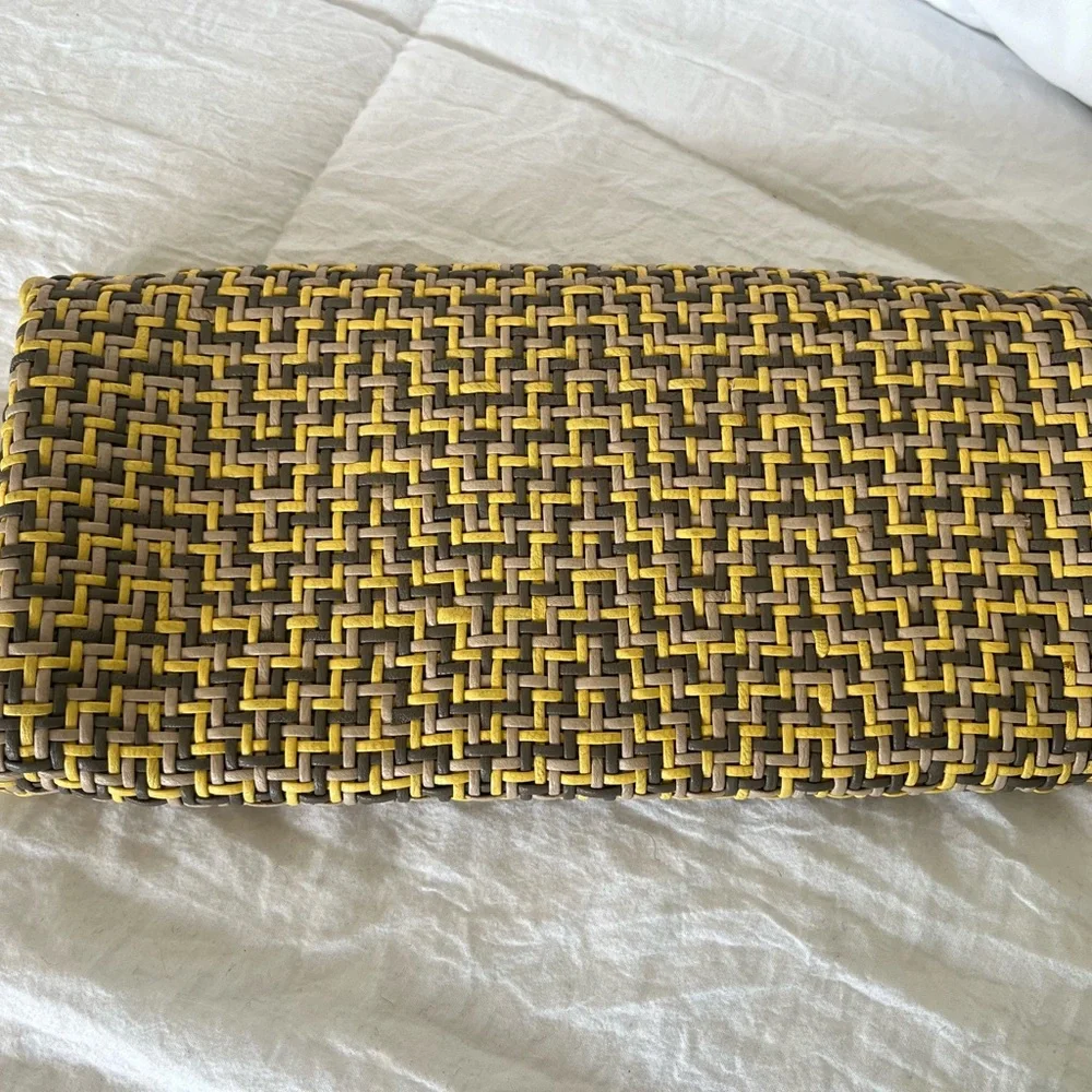 Adrienne Vittadini - Clutch bag - Picture 2 of 6